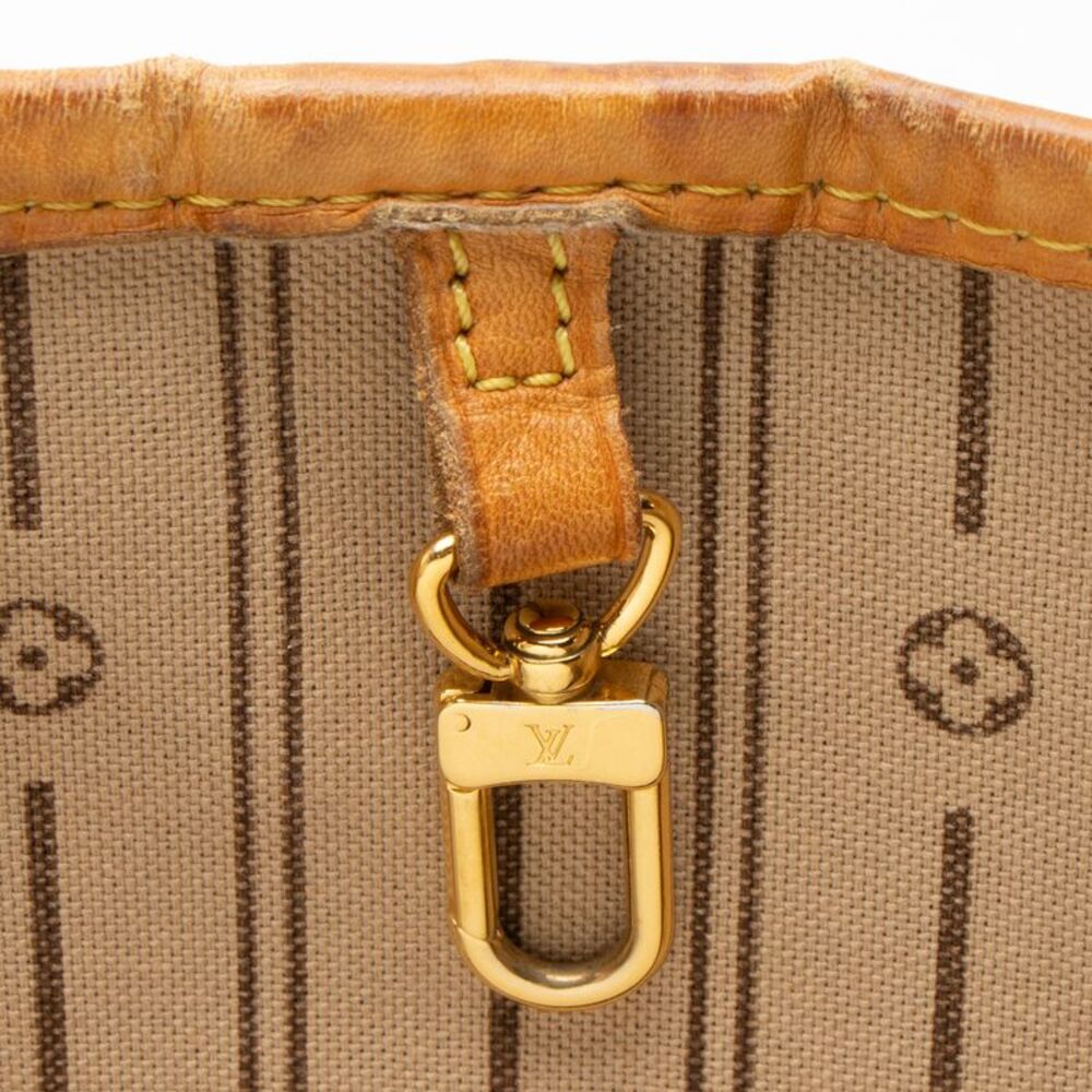 Louis Vuitton Monogram Canvas Delightful MM Shoulder Bag - Picture 10 of 16